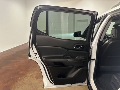 Used 2021 GMC Acadia SLT image 74