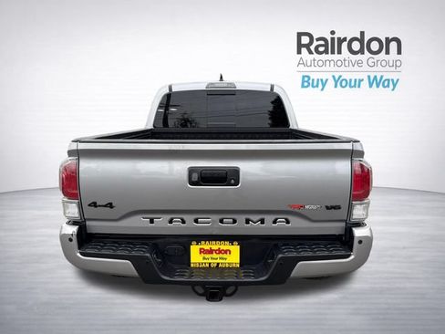 Used 2020 Toyota Tacoma TRD Sport w/ Technology Package AWD/4WD image 6