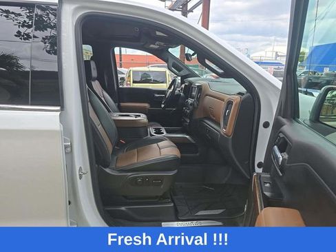 Used 2021 Chevrolet Silverado 1500 High Country w/ Technology Package AWD/4WD image 13