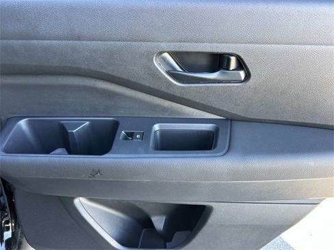Used 2025 Nissan Pathfinder Rock Creek image 25