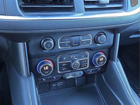 Used 2021 Chevrolet Tahoe LT image 30