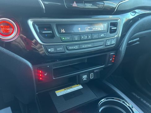 Used 2023 Honda Ridgeline Black Edition image 18