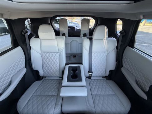 Used 2024 Mitsubishi Outlander SEL image 37