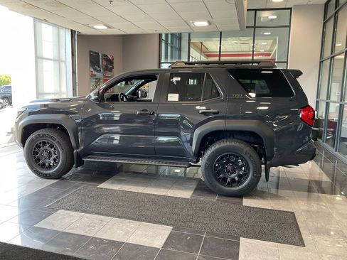 New 2026 Toyota 4Runner TRD Off-Road AWD/4WD image 4