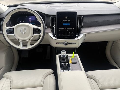 New 2026 Volvo XC90 B6 Ultra w/ Lounge Package image 11