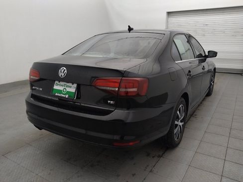Used 2018 Volkswagen Jetta SE FWD image 9
