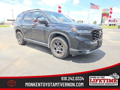 Used 2025 Honda Pilot TrailSport