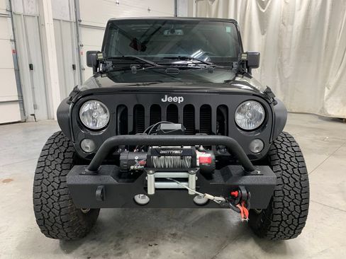 Used 2016 Jeep Wrangler Rubicon w/ Power Convenience Group AWD/4WD image 27