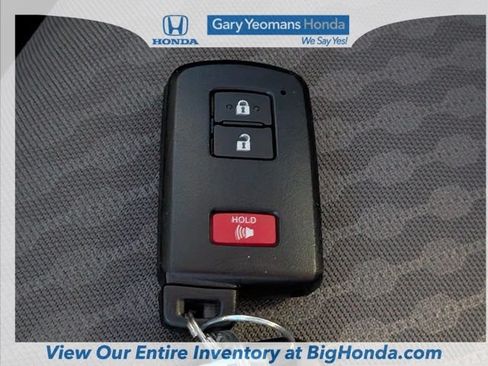 Used 2023 Toyota Tacoma SR5 w/ Technology Package AWD/4WD image 27