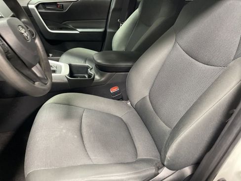 Used 2024 Toyota RAV4 LE image 19