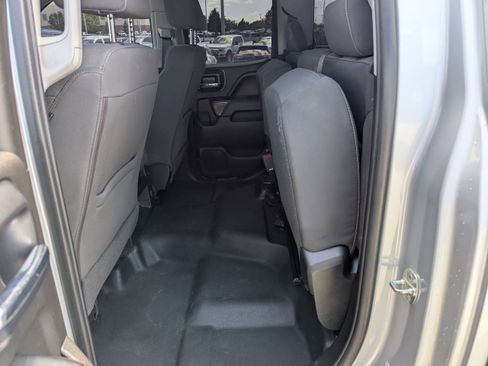 Used 2017 GMC Sierra 1500 SLE w/ Suspension Package, Off-Road AWD/4WD image 30