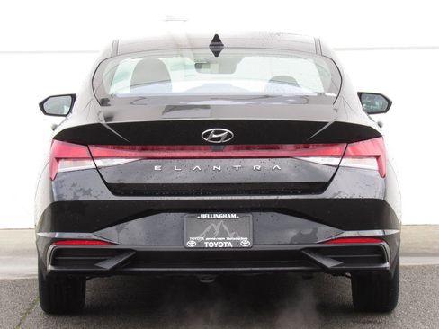 Used 2022 Hyundai Elantra SEL image 7