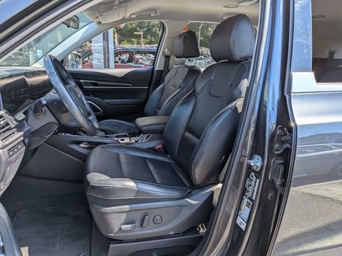 Certified 2023 Kia Telluride S image 22