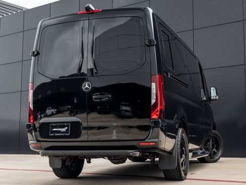 Used 2020 Mercedes-Benz Sprinter 2500 image 8