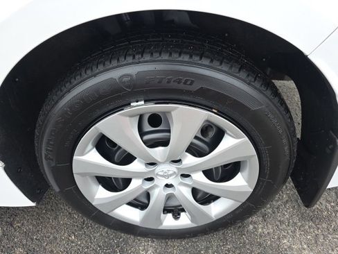 Certified 2024 Toyota Corolla LE image 6