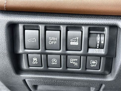 Used 2019 Subaru Forester Touring w/ Popular Package #3 image 16