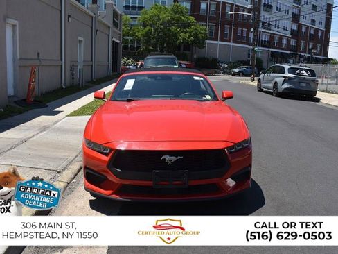 Used 2024 Ford Mustang Convertible RWD image 10