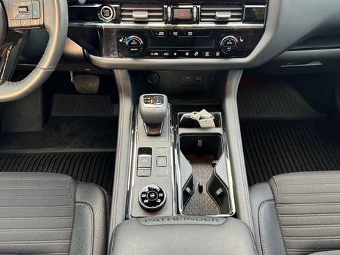 Used 2024 Nissan Pathfinder Rock Creek image 22
