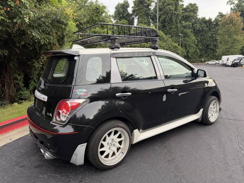 Used 2006 Scion xA FWD image 5