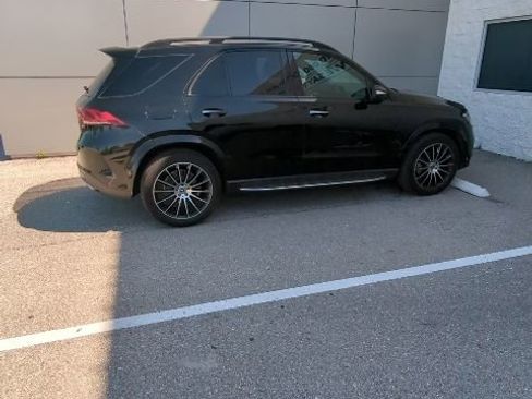 Used 2022 Mercedes-Benz GLE 350 w/ AMG Line Exterior image 14