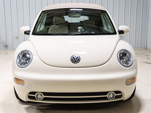 Used 2005 Volkswagen Beetle GLS FWD image 25