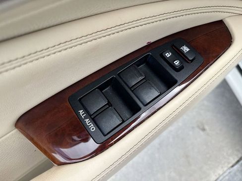 Used 2015 Lexus LS 460 AWD w/ Comfort Package image 13