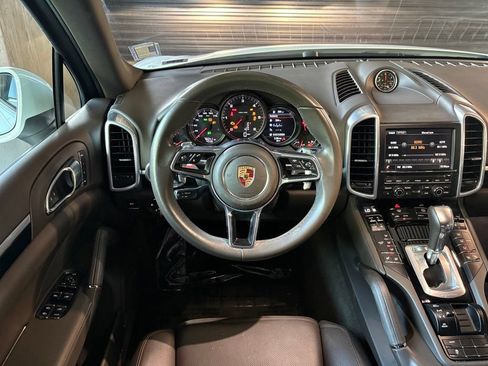 Used 2015 Porsche Cayenne Diesel AWD/4WD image 15