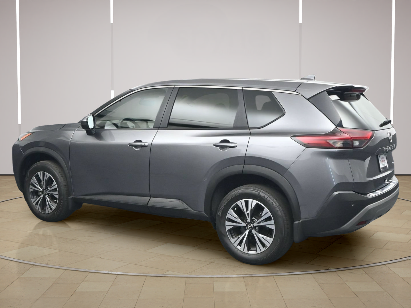 Certified 2023 Nissan Rogue SV FWD image 5