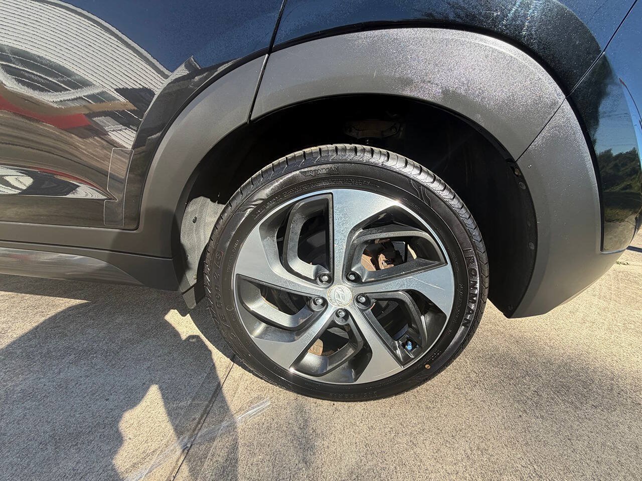 Used 2016 Hyundai Tucson Limited AWD/4WD image 9