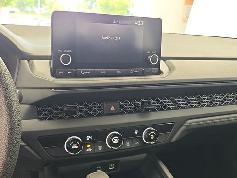 Used 2023 Honda Accord LX image 19
