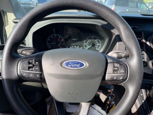 Used 2024 Ford Transit 250 Low Roof w/ Exterior Upgrade Package RWD image 9