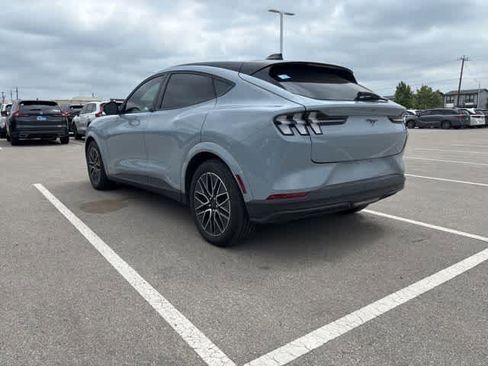 Used 2025 Ford Mustang Mach-E Premium image 3