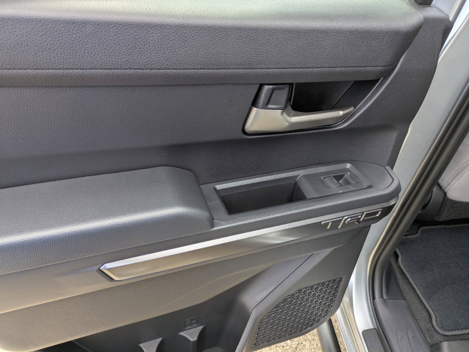New 2025 Toyota Tacoma TRD Off-Road AWD/4WD image 14