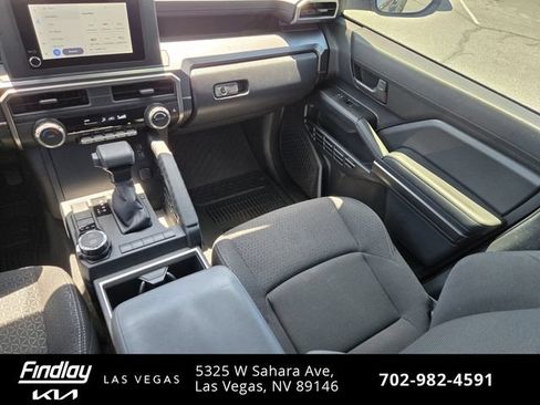Used 2025 Toyota 4Runner SR5 AWD/4WD image 14