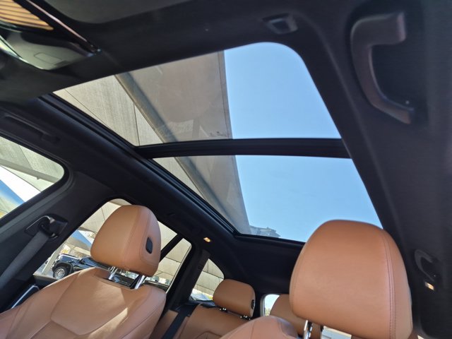 Used 2021 BMW X3 xDrive30i w/ Premium Package AWD/4WD image 16