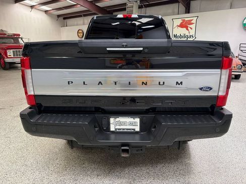 Used 2019 Ford F250 Platinum w/ Platinum Ultimate Package AWD/4WD image 6