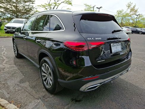 Used 2026 Mercedes-Benz GLC 300 4MATIC image 4