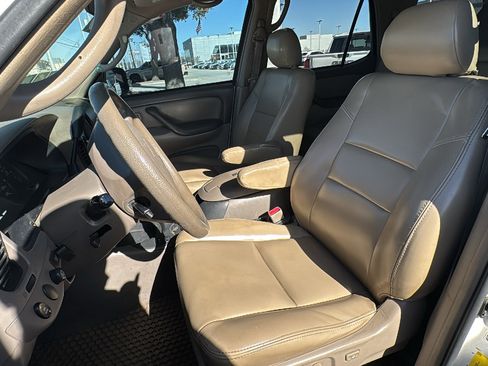 Used 2005 Toyota Sequoia SR5 image 11