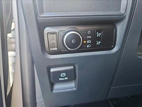 Used 2024 Ford F150 STX image 19