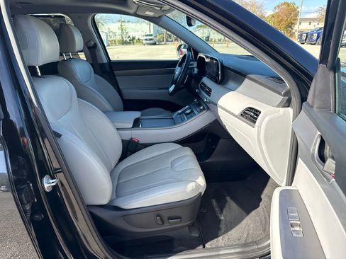 Used 2022 Hyundai Palisade SEL w/ Premium Package image 25