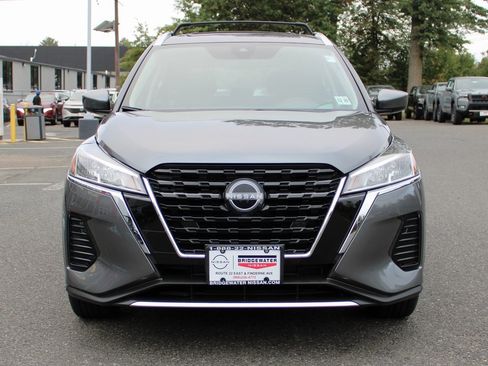 Certified 2024 Nissan Kicks SV w/ Interior Electronics Package image 2