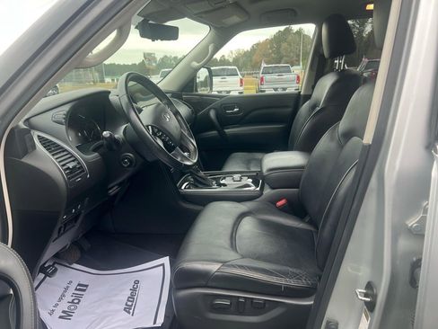 Used 2022 INFINITI QX80 Luxe image 24