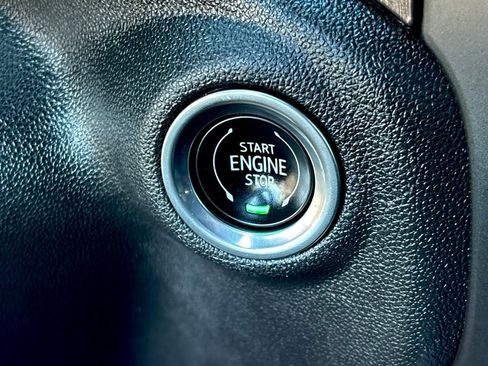 Used 2020 GMC Sierra 1500 AT4 w/ Technology Package image 22