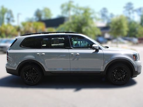 Certified 2025 Kia Telluride SX X-Line AWD/4WD image 16