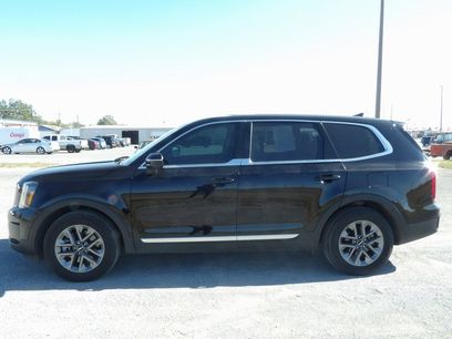 Used 2017 Ford F150 XLT w/ Equipment Group 302A Luxury