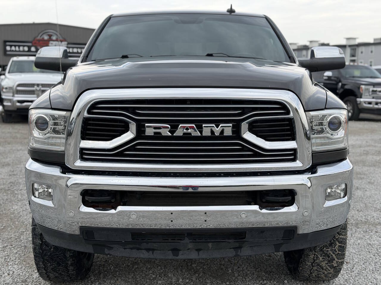 Used 2017 RAM 3500 Laramie Longhorn AWD/4WD image 8