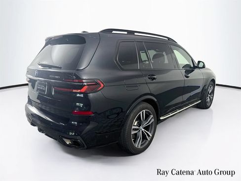 Used 2024 BMW X7 xDrive40i w/ M Sport Package AWD/4WD image 7