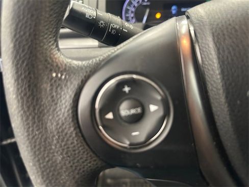 Used 2017 Honda Ridgeline Sport image 23