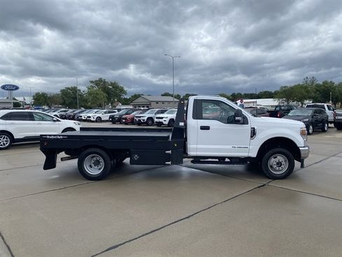 Used 2022 Ford F350 XLT AWD/4WD image 4