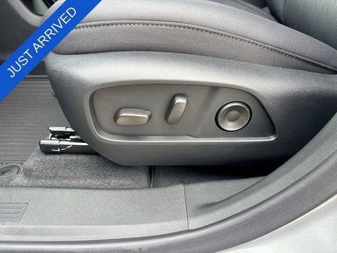 New 2026 Chevrolet Equinox LT FWD image 12